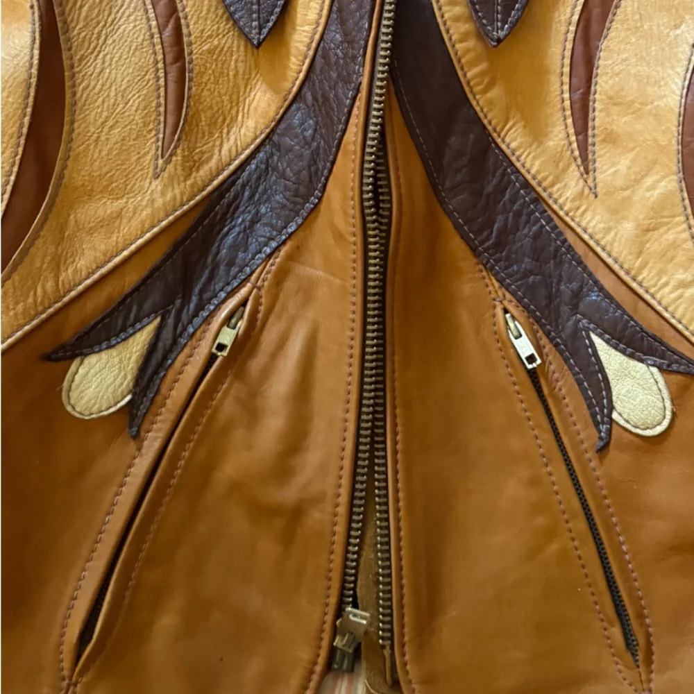 1970s Vintage Original East West Musical Instruments Leather Jacket - Picture 14 of 16